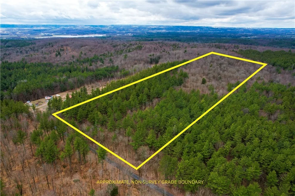 Unit for sale at 7 Baldwin Road, Watson, NY 13343