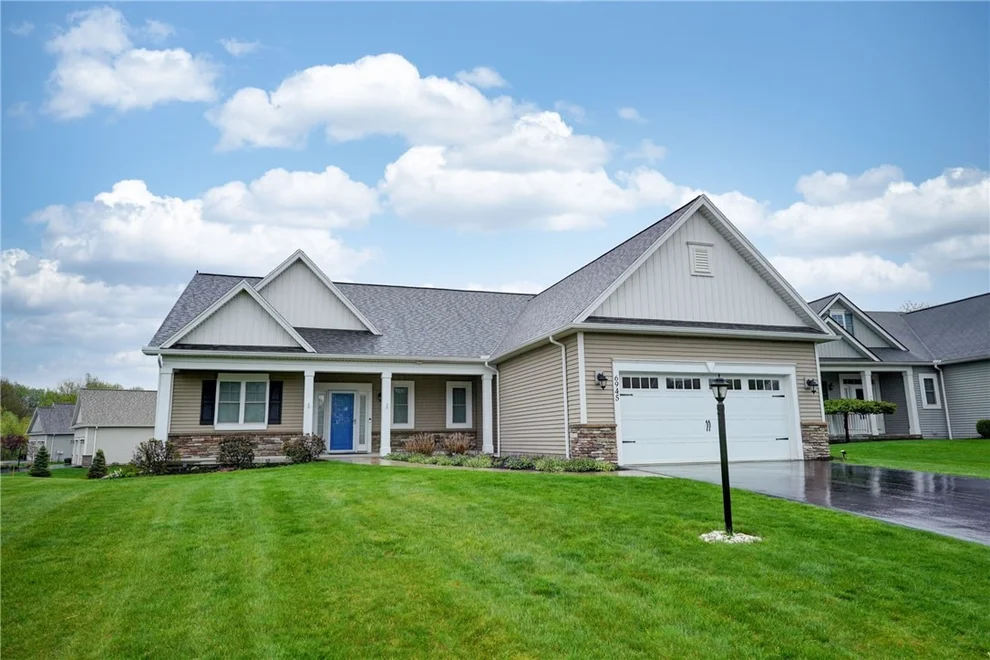 Unit for sale at 6945 Silverton Glen, Victor, NY 14564