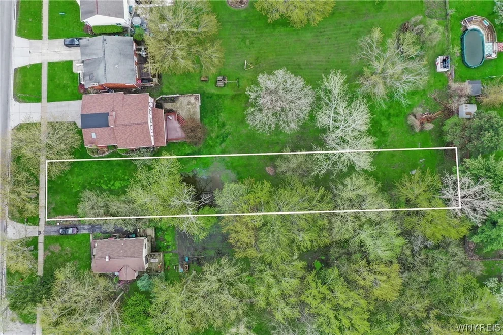 Unit for sale at 599 Niagara Street, Tonawanda, NY 14150