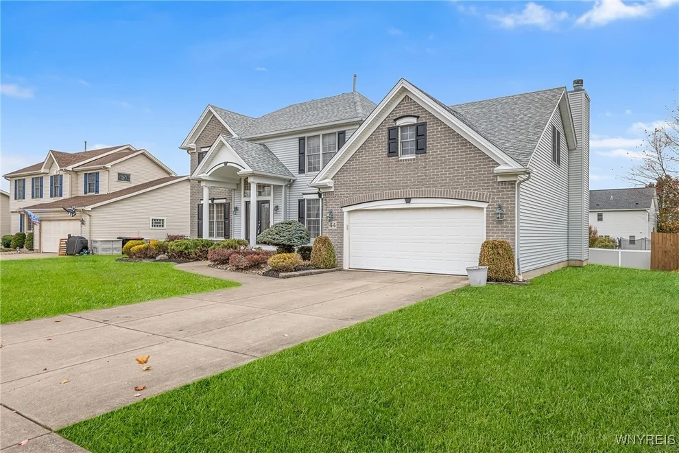 Unit for sale at 44 Apple Blossom Boulevard, Lancaster, NY 14086