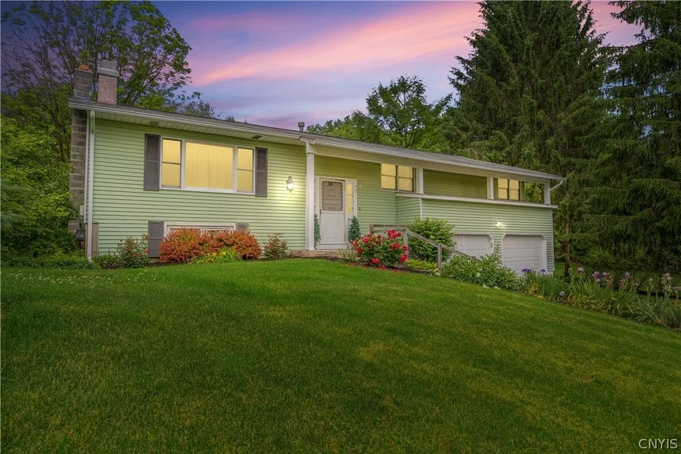 Unit for sale at 3991 Foothill, Onondaga, NY 13215
