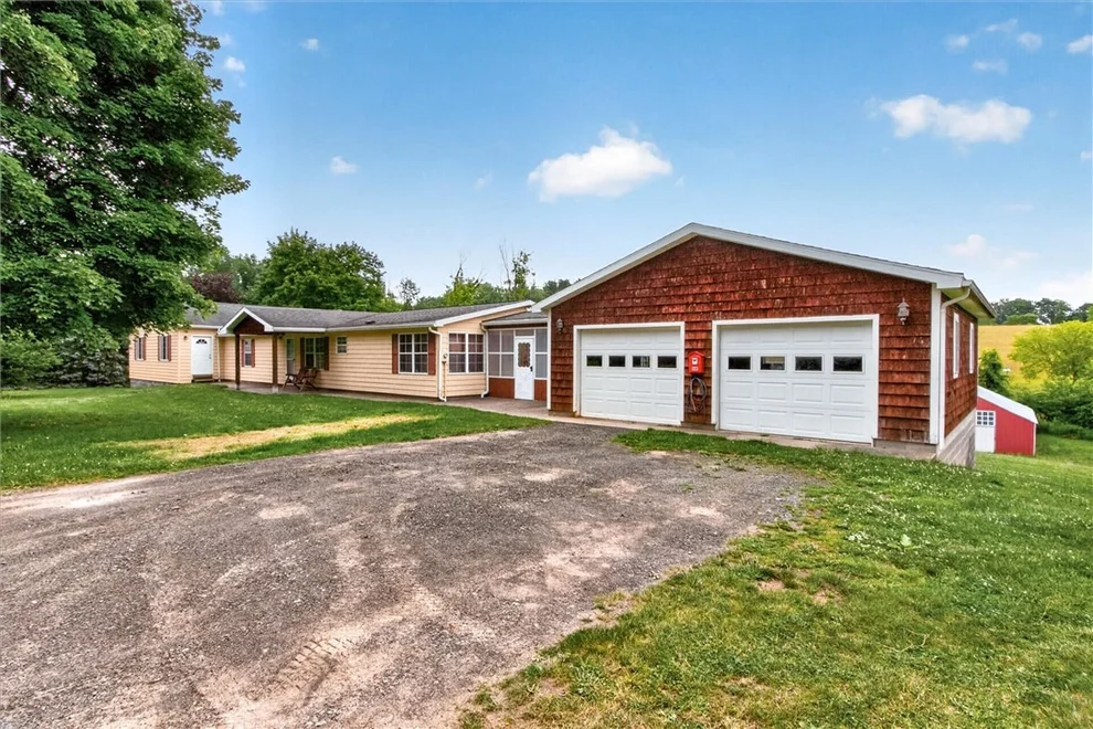 Unit for sale at 2060 Vanauken Rd, Arcadia, NY 14513