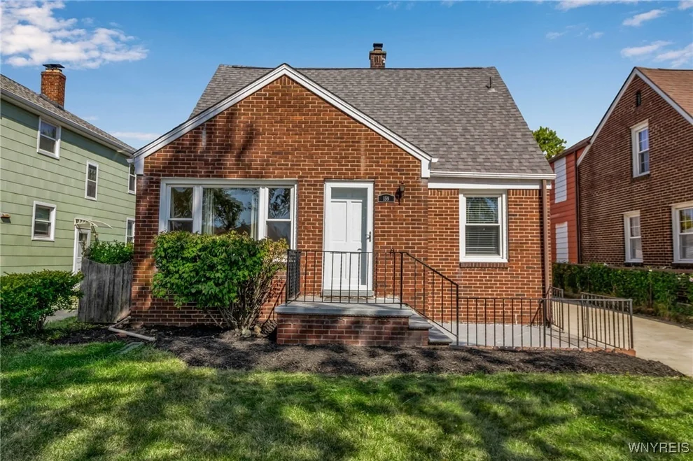 Unit for sale at 159 Westchester Boulevard, Tonawanda, NY 14217