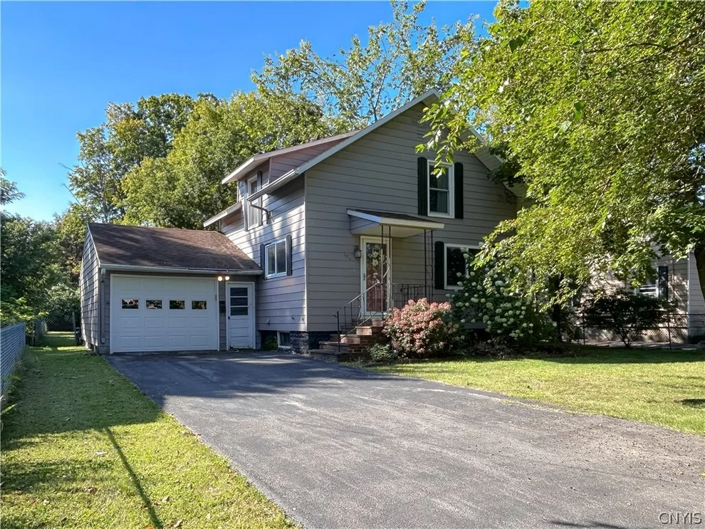 Unit for sale at 104 Watson Road, Cicero, NY 13212