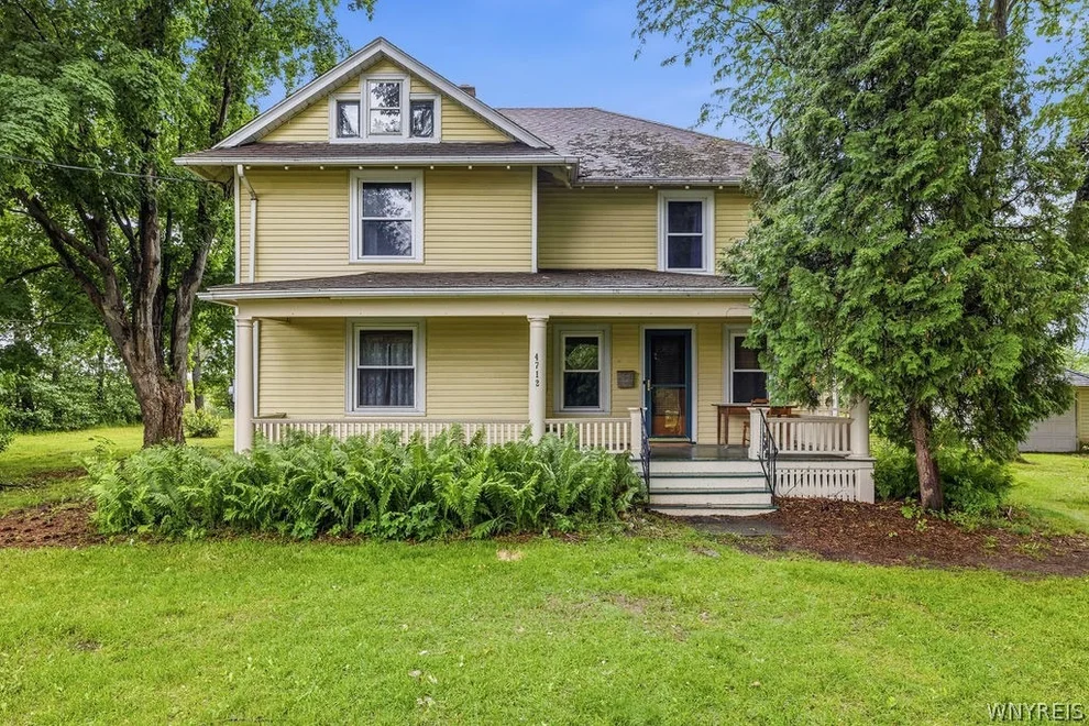 Unit for sale at 4712 E Lake Road, Wilson, NY 14028