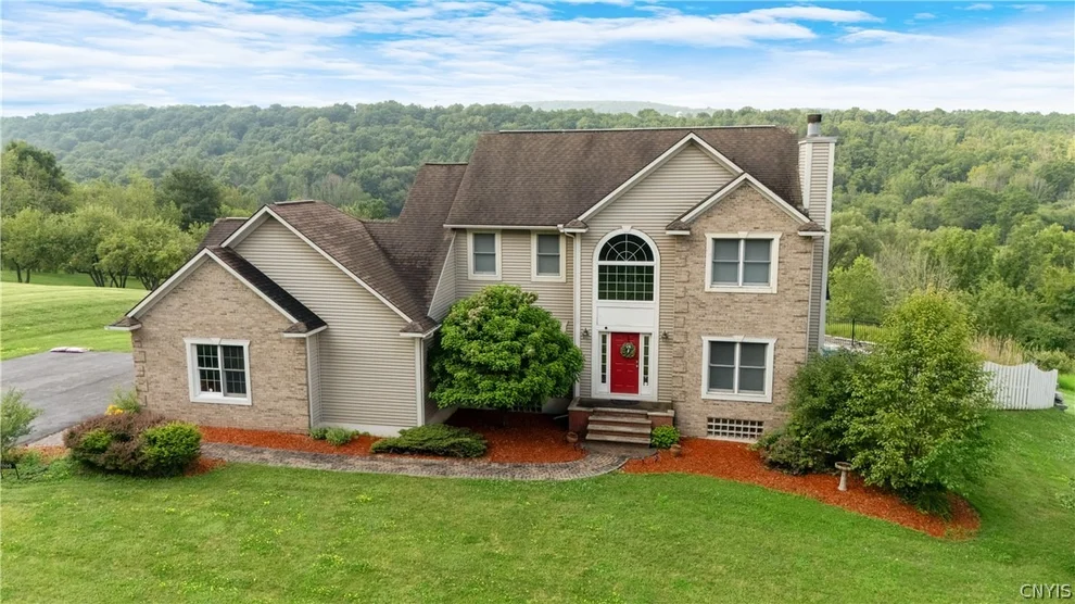 Unit for sale at 1199 Evergreen Valley Drive, Oneida, NY 13421