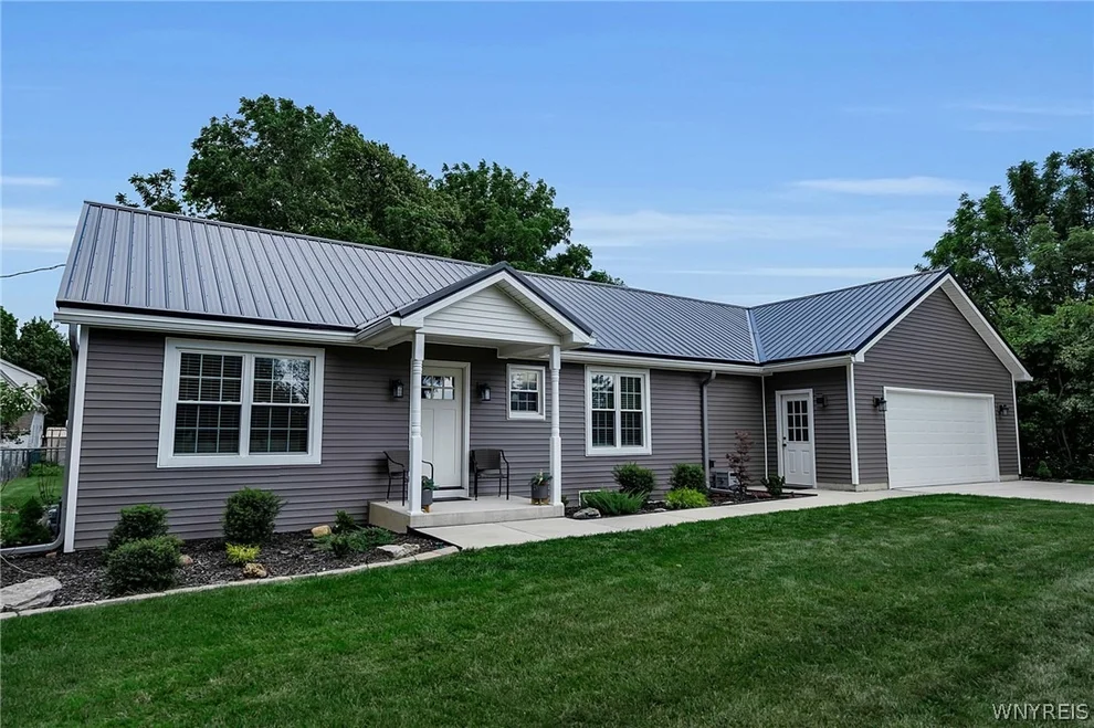 Unit for sale at 4691 Quarry Lane, Clarence, NY 14031