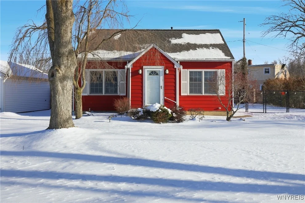 Unit for sale at 90 Willow Drive, Tonawanda, NY 14150