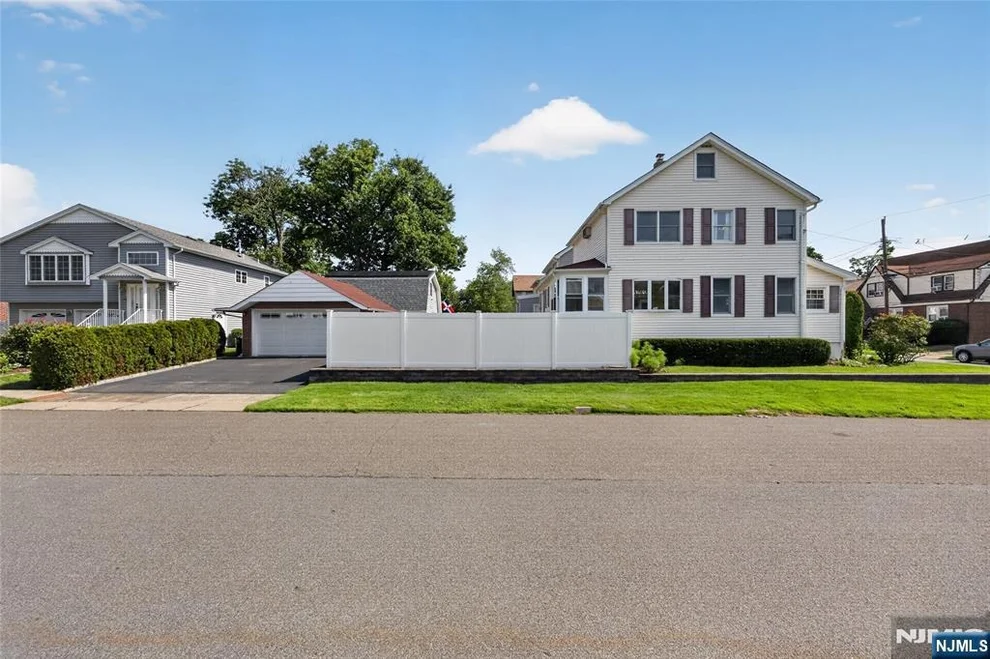 Unit for sale at 47 Colling, Rochelle Park, NJ 07662