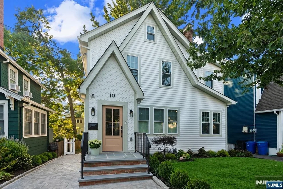 Unit for sale at 19 Manley, Maplewood, NJ 07040