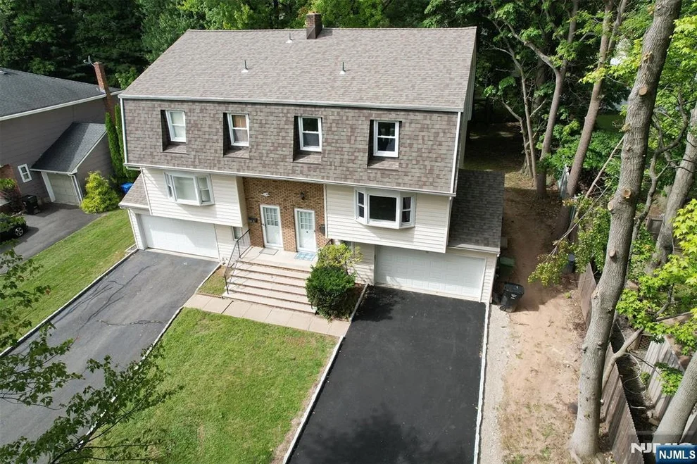Unit for sale at 85B Primrose, Paramus, NJ 07652