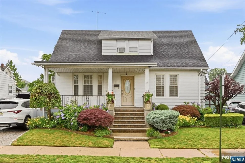 Unit for sale at 117-119 Richmond, Paterson, NJ 07502