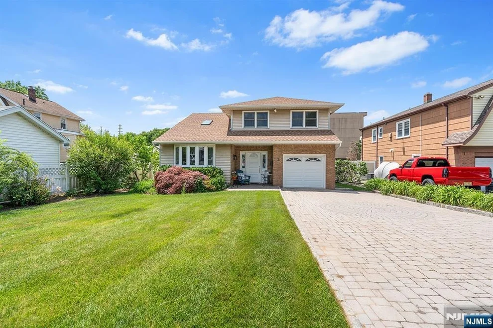 Unit for sale at 2 Violet, Bergenfield, NJ 07621