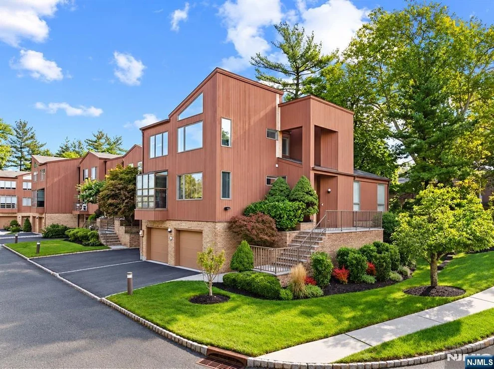 Unit for sale at 2 Sutton, Englewood, NJ 07631