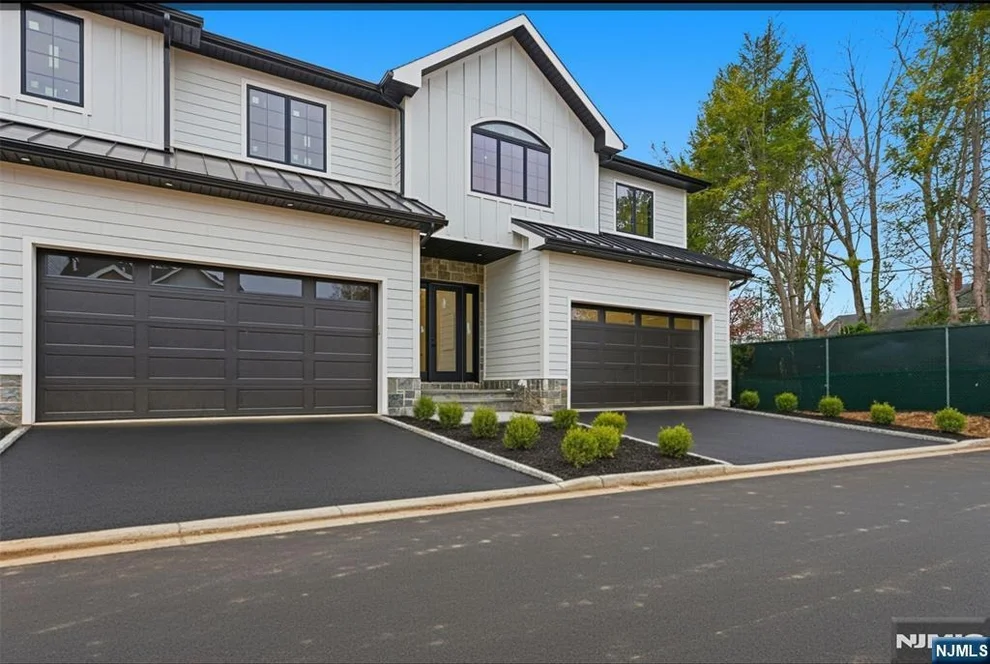 Unit for sale at 5 Cedar, Demarest, NJ 07627