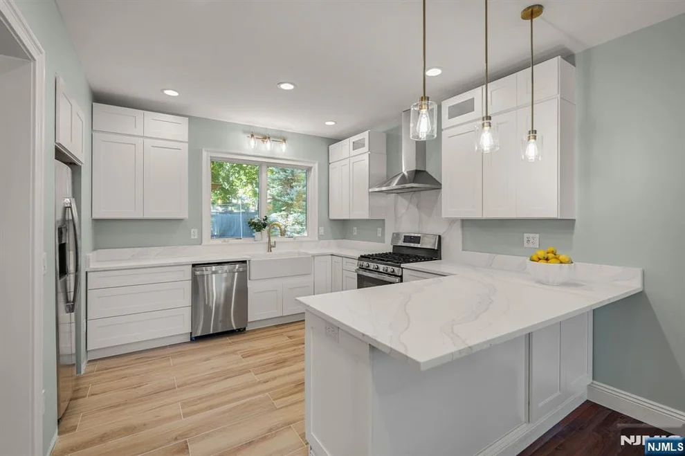 Unit for sale at 58 Wilts, Hillsdale, NJ 07642