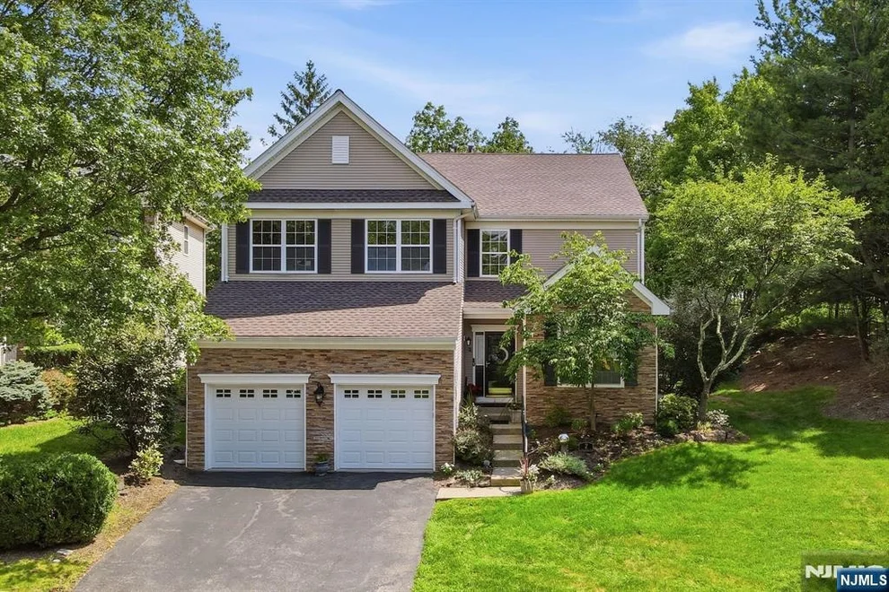 Unit for sale at 2 Stone Ridge, Little Falls, NJ 07424