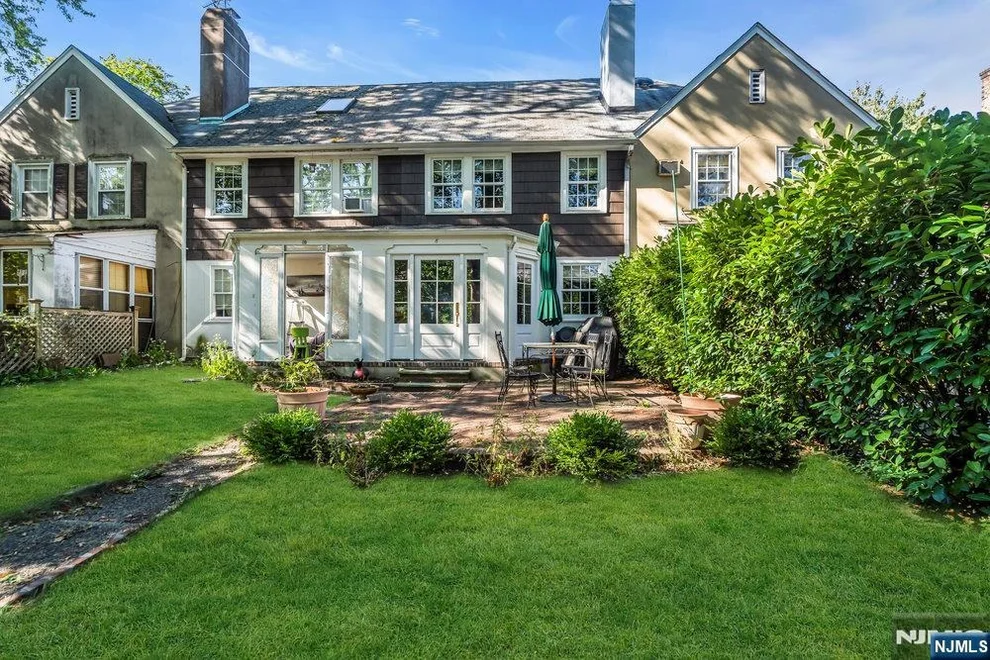 Unit for sale at 8 Reading, Fair Lawn, NJ 07410