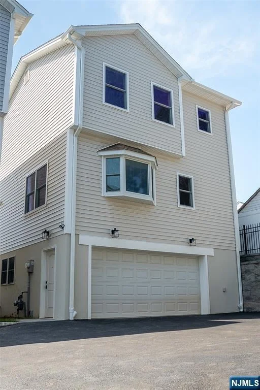 Unit for sale at 182 A E 25th, Paterson, NJ 07514