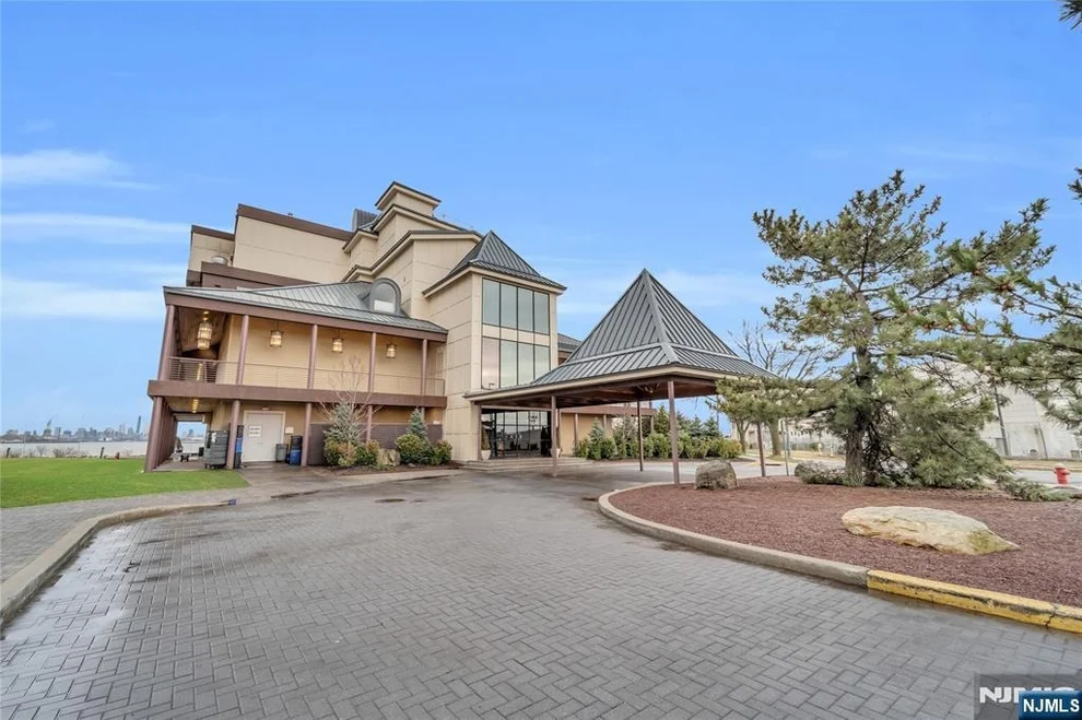 Unit for sale at 101 Shearwater, Jersey City, NJ 07305