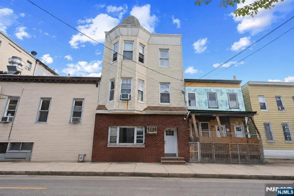 Unit for sale at 609 38th, Union City, NJ 07087