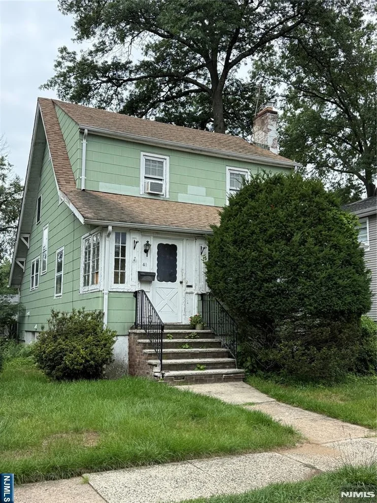 Unit for sale at 41 Westervelt, Westwood, NJ 07675
