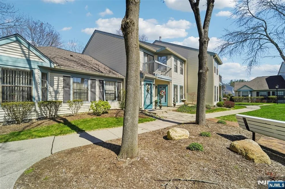 Unit for sale at 22 Eakens, Mahwah, NJ 07430
