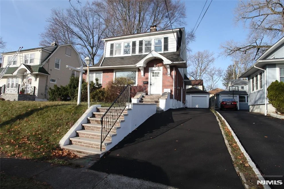 Unit for sale at 1140 Alicia, Teaneck, NJ 07666