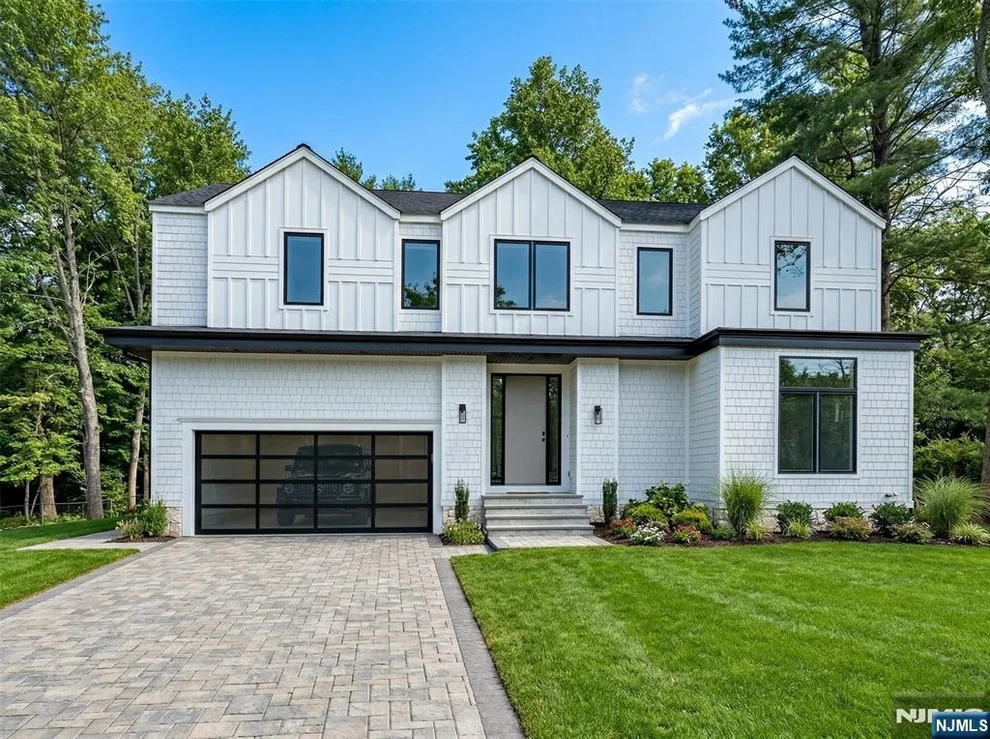 Unit for sale at 26 Collins, Closter, NJ 07624