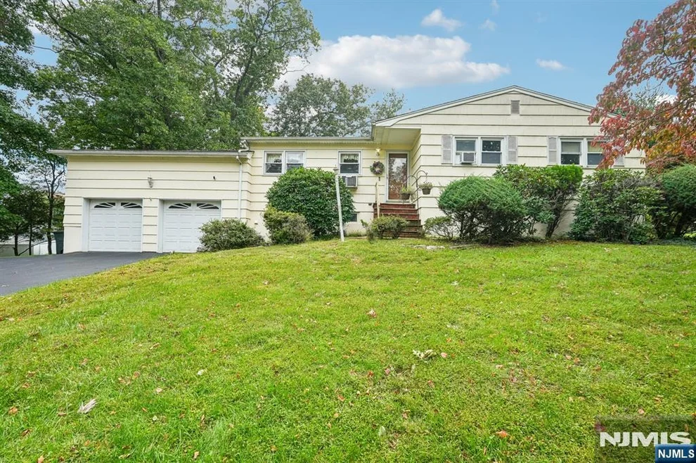 Unit for sale at 201 Kiwanis, Wayne, NJ 07470