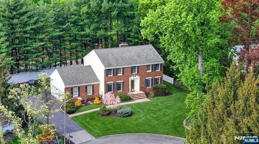 Unit for sale at 18 Stonewall, Mahwah, NJ 07430
