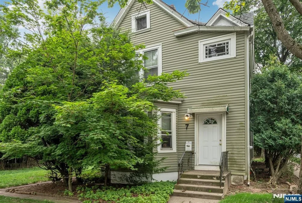 Unit for sale at 7 Hardenburgh, Demarest, NJ 07627