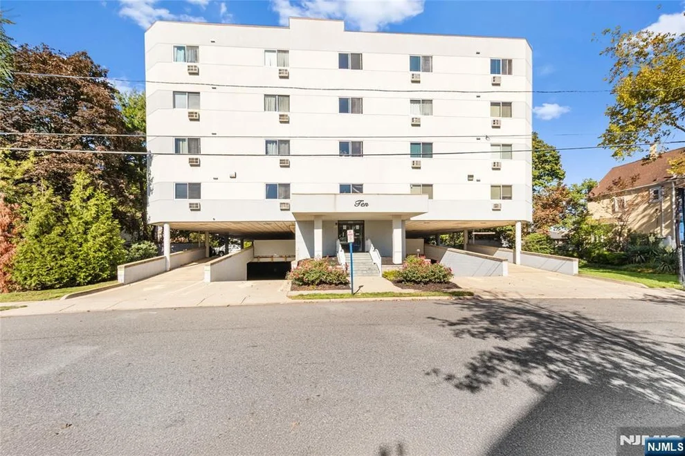 Unit for sale at 10 Orchard, Hackensack, NJ 07601