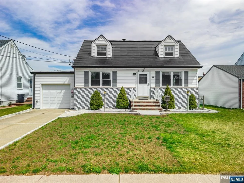 Unit for sale at 40 South, Rochelle Park, NJ 07662