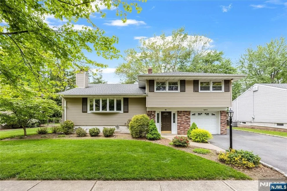 Unit for sale at 18 Dogwood, Westwood, NJ 07675
