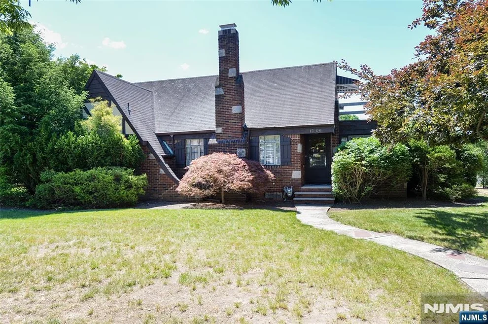 Unit for sale at 15-06 Morlot, Fair Lawn, NJ 07410