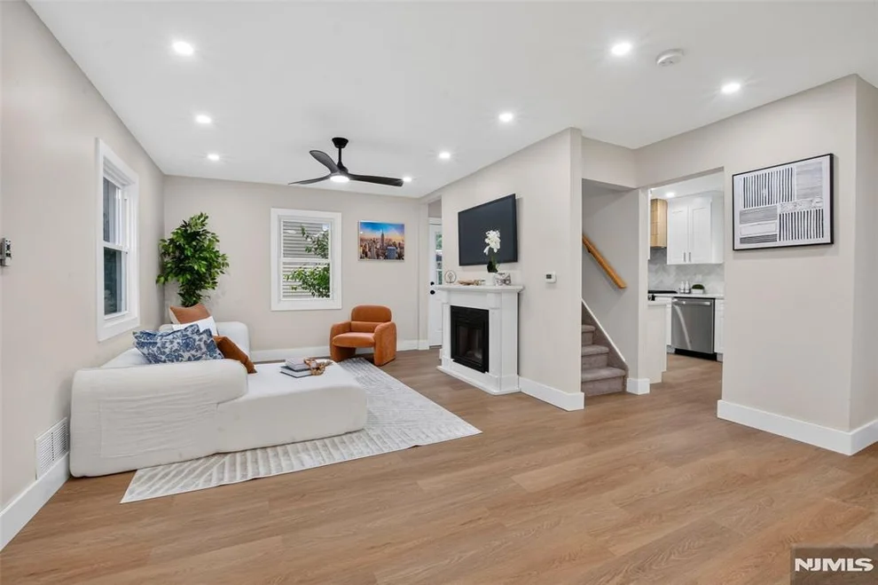 Unit for sale at 133 Phelps, Bergenfield, NJ 07621