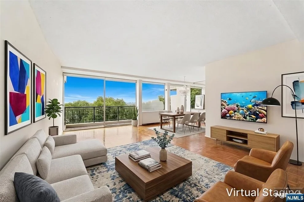 Unit for sale at 4 Horizon, Fort Lee, NJ 07024