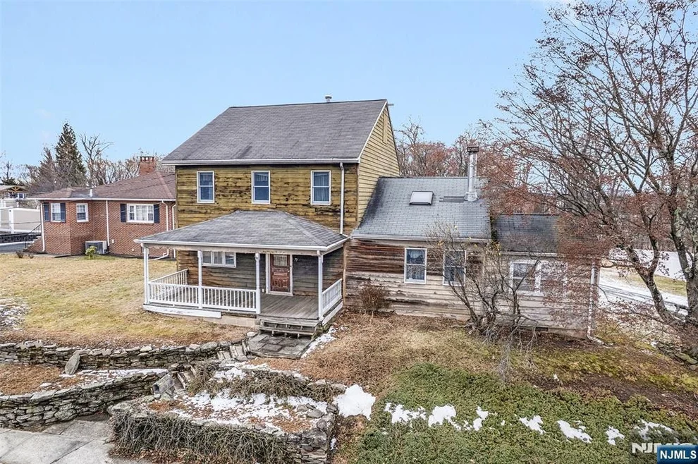 Unit for sale at 79 Fairfield, West Caldwell, NJ 07006