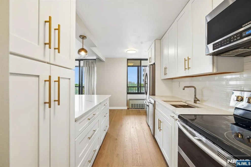 Unit for sale at 300 Winston, Cliffside Park, NJ 07010