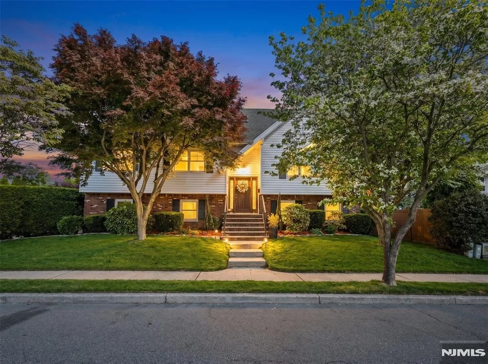 Unit for sale at 66 Roehrs, Wallington, NJ 07057