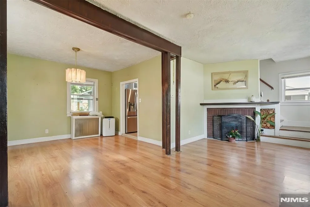 Unit for sale at 800 Grand, Leonia, NJ 07605