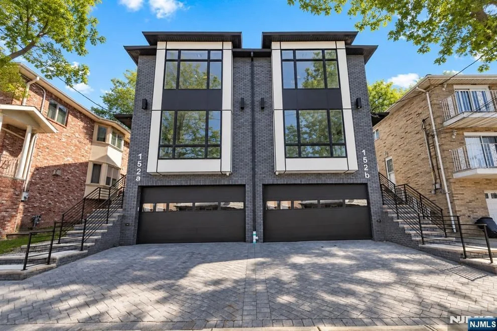 Unit for sale at 152 Morningside, Palisades Park, NJ 07650
