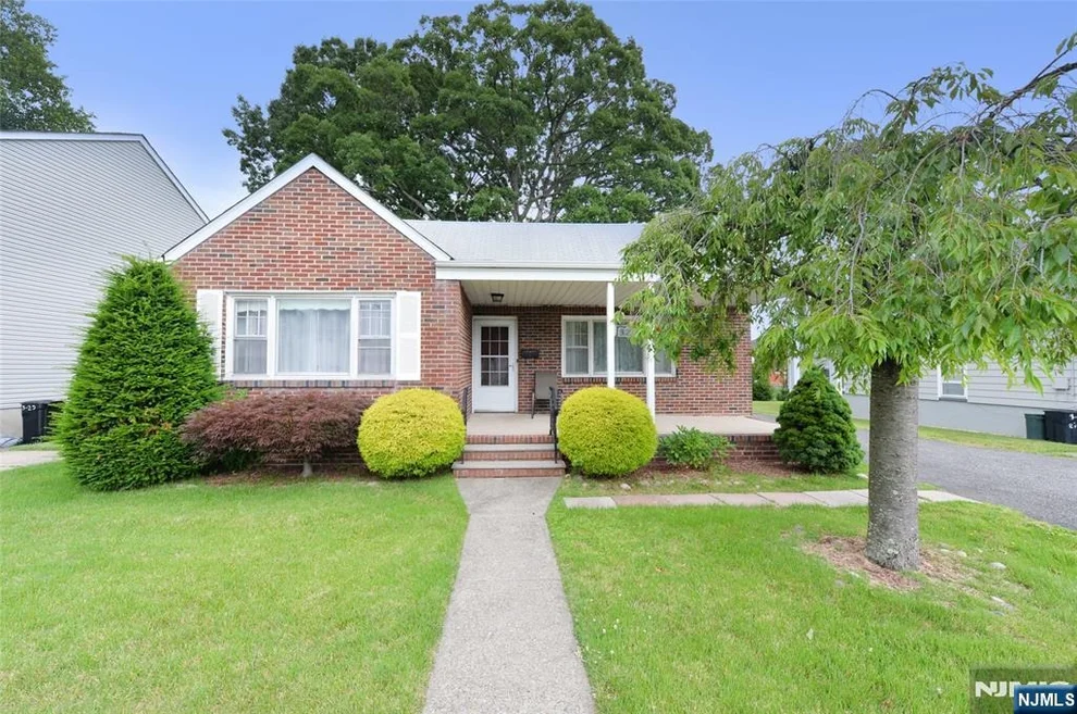 Unit for sale at 3-21 27th, Fair Lawn, NJ 07410