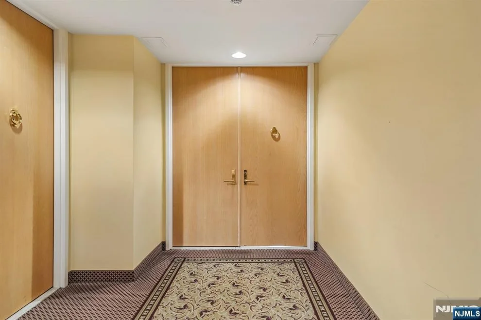 Unit for sale at 10 Smith Manor, West Orange, NJ 07052