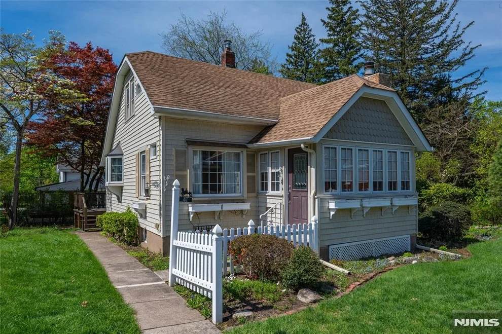 Unit for sale at 41 Center, Midland Park, NJ 07432