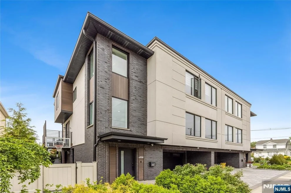 Unit for sale at 471 1st, Palisades Park, NJ 07650