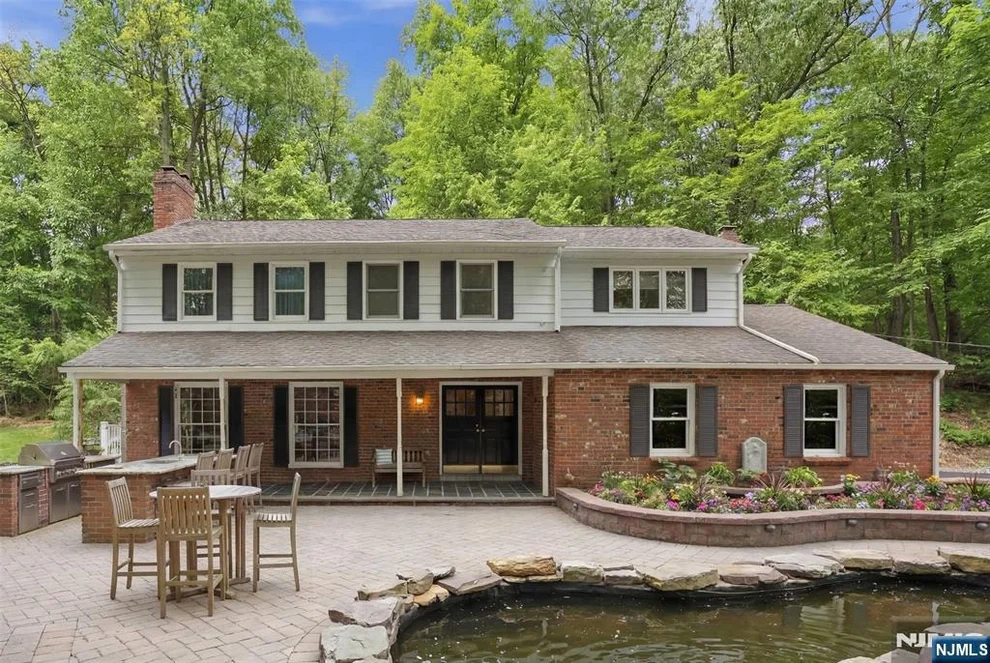 Unit for sale at 219 W Saddle River, Saddle River, NJ 07458