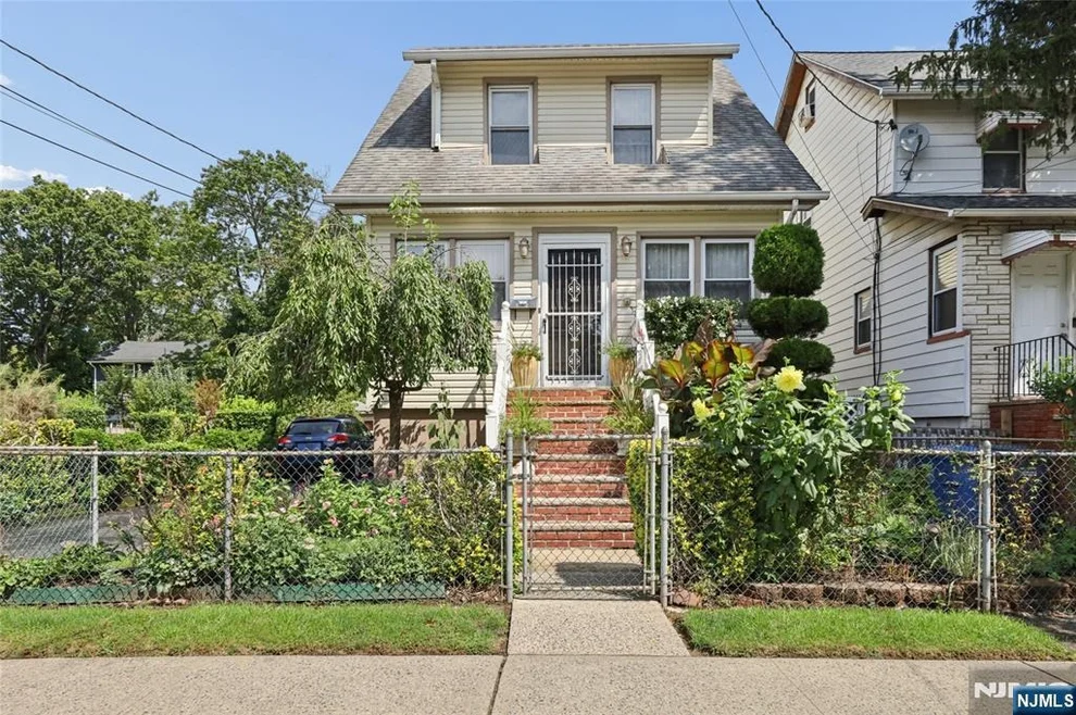 Unit for sale at 205 Warren, Englewood, NJ 07631