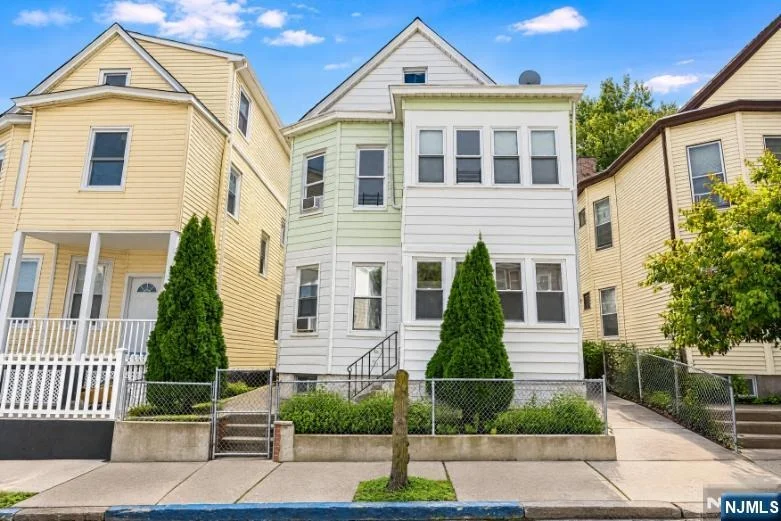Unit for sale at 264 Harrison, Passaic, NJ 07055